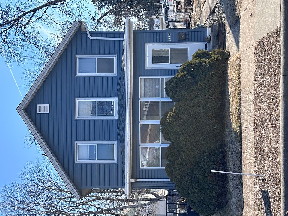 1st image of 2225 Pershing Blvd