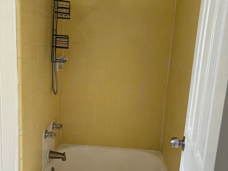 1429 Liholiho St #7 — Photo 8