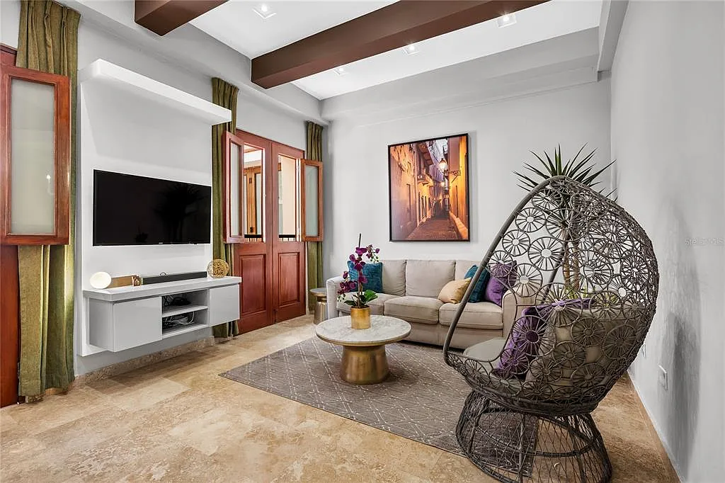 2 bed, 2.0 bath, $3,300 — Photo 2