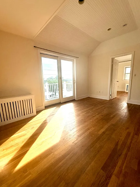 2 bed, 1.5 bath, $3,500 — Photo 3