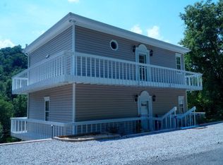 255 Floating Mill Village Rd, Silver Point, TN 38582