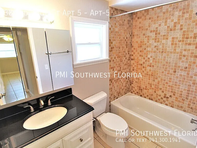 1638 Redwood St #5 — Photo 9
