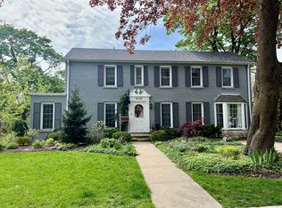 2800 Grant St, Evanston, IL 60201