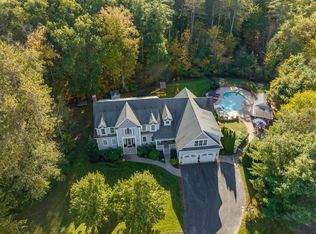 9 Hoyt Pond Rd, Madbury, NH 03823