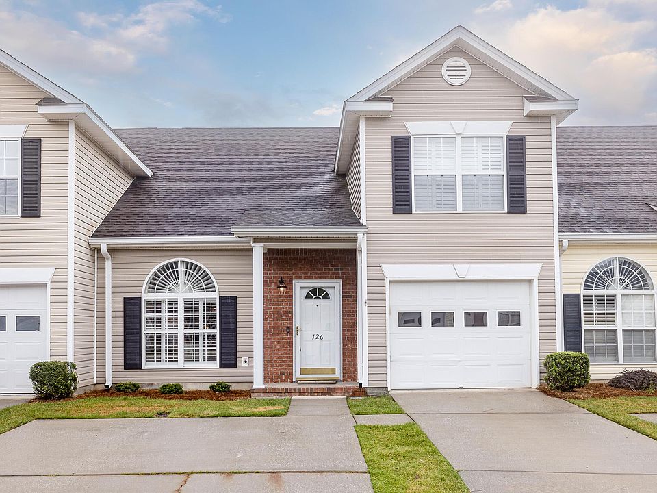 1st image of 126 Palmer Ct