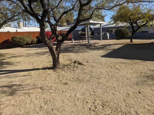 5349 E Ferry Dr APT G, Tucson, AZ 85711