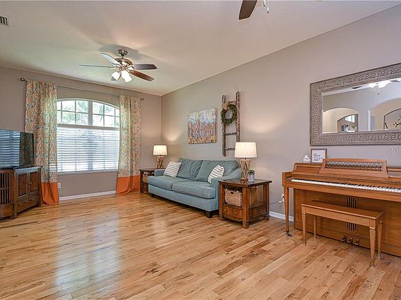 5th image of 5808 Heronview Crescent Dr