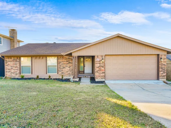1129 Via Balboa, Mesquite, TX 75150