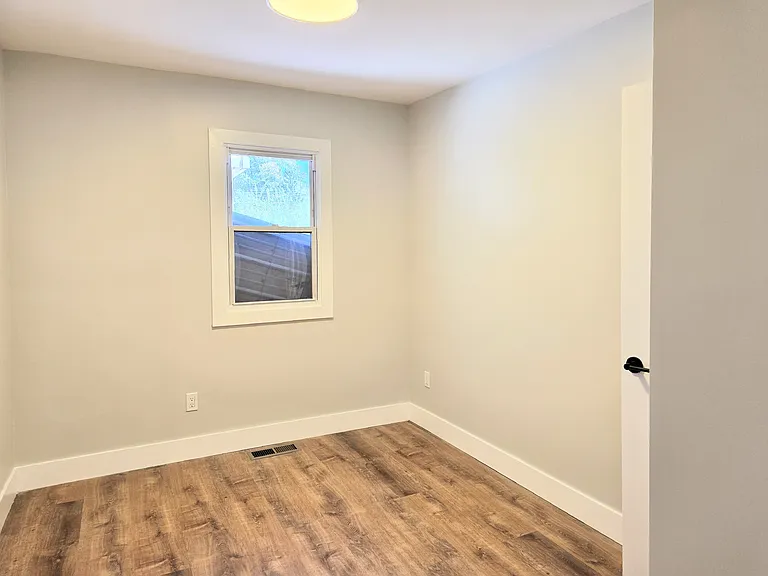 12 S Jefferson Ave #1 — Photo 10