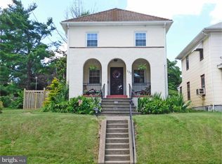132 W Hendrickson Ave, Morrisville, PA