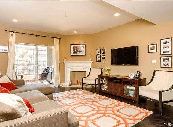 5th image of 4424 Whitsett Ave APT 213