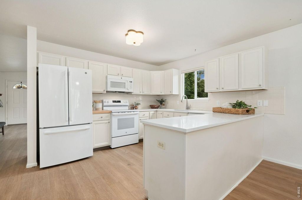 1200 Alameda St