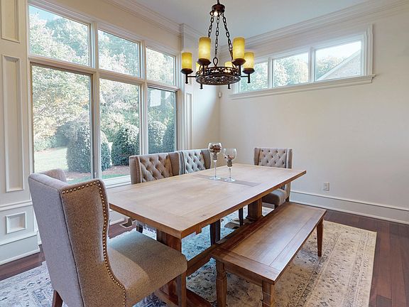 5th image of 11328 Fords Cove Ln