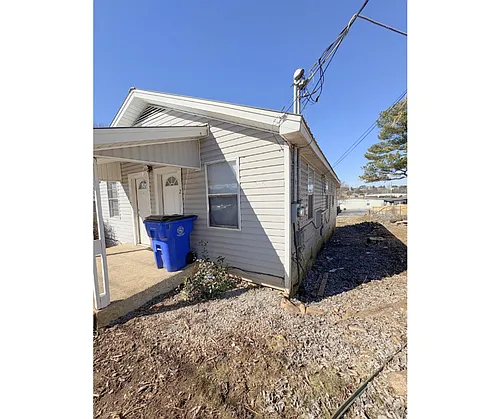 1280 Blythe Ave SE Photo 1