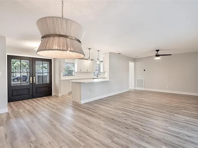 418R Gilbert Rd — Photo 5