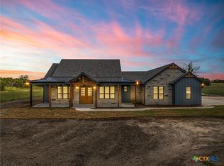 237 Cedar Bluff Loop, Gatesville, TX 76528