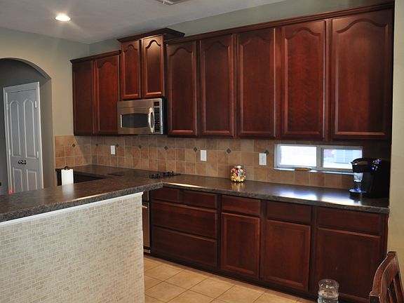 3rd image of 6205 Blackstone Dr