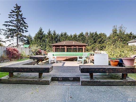 3rd image of 21316 47th Ave E