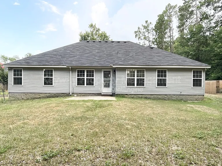 1391 Watsonia Dr — Photo 19