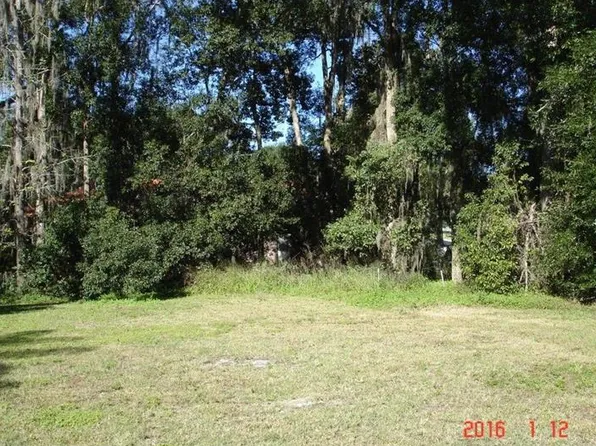 12553 Forest Highlands Dr, Dade City, FL 33525