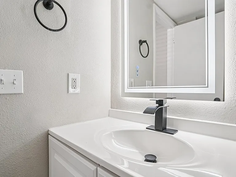Waterview Crossing Apartments — Photo 29