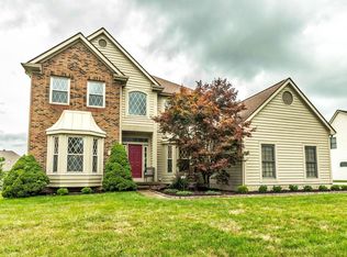 1372 Bingham Mills Dr, New Albany, OH 43054