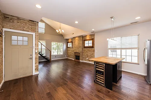 232 S Monroe Ave #UPSCALE LOFT Photo 1