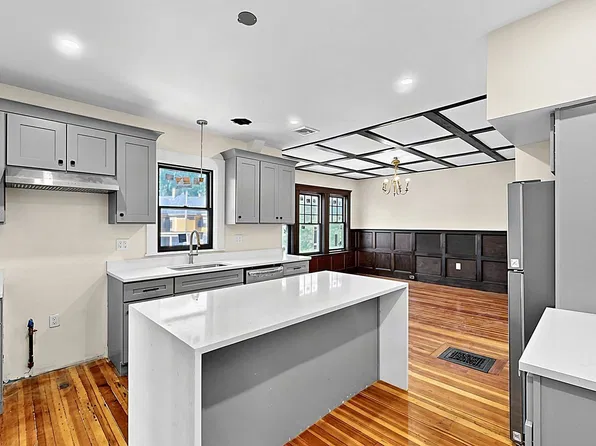 292 Park St, Dorchester Center, MA