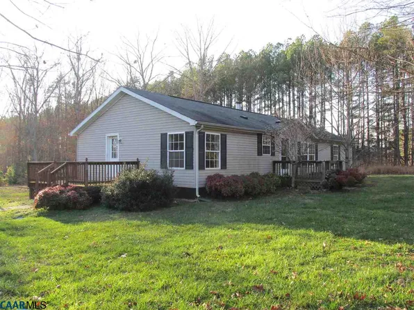 307 Great Oak Rd, Reva, VA 22735