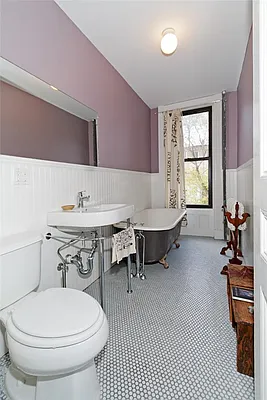 Sold by R New York | media 3