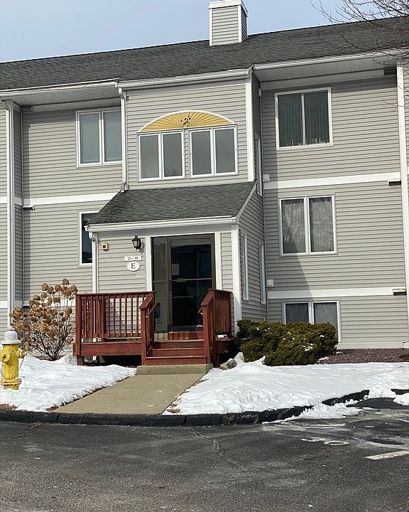 1st image of 330 Sunderland Rd Unit 26