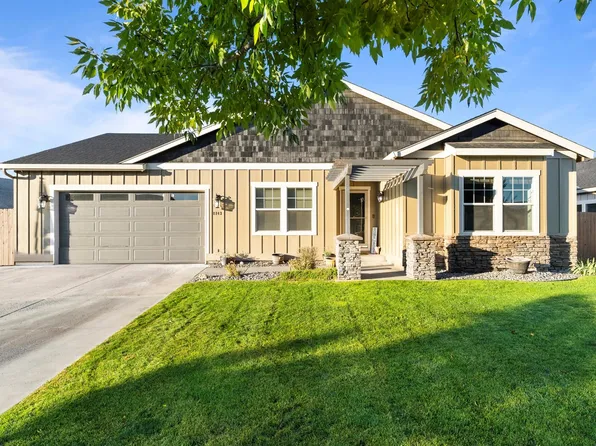 2243 NW Overlook Dr, Hermiston, OR 97838