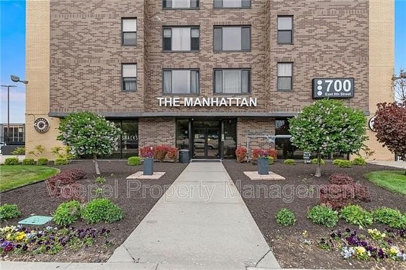 1st image of 700 E 8th St Unit 12E