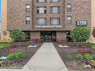 700 E 8th St UNIT 12E, Kansas City, MO, 64106