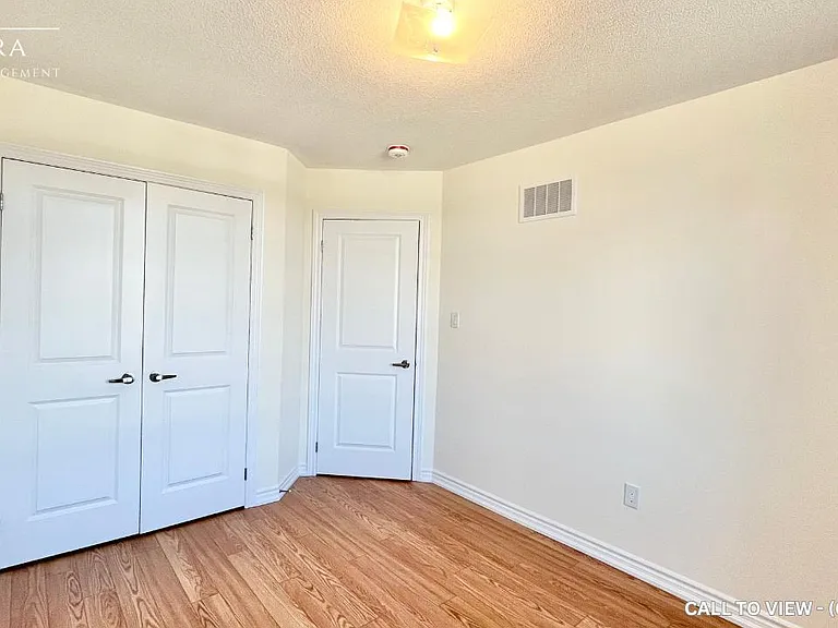 9 Durham Ave — Photo 9