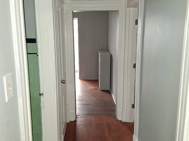 722 6th Ave #F2 — Photo 14