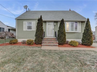 1361 Huron Rd, North Brunswick, NJ, 08902