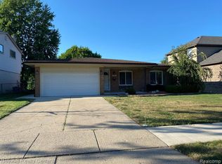 13347 Montego Dr, Sterling Heights, MI