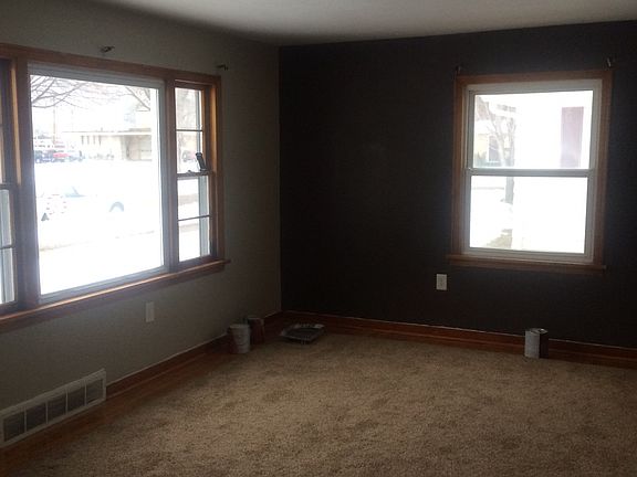3rd image of 2236 Hyde Ave