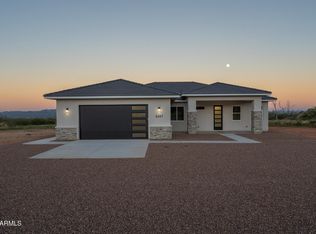 8287 S Elohyna Ln, Hereford, AZ 85615