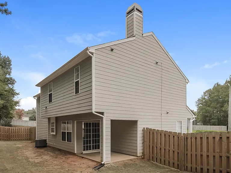 2910 Water Lily Ct — Photo 17
