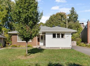1811 Hutton Ave, Ottawa, ON K1G1M1