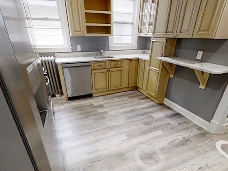 812 Myrtle Ave — Photo 9