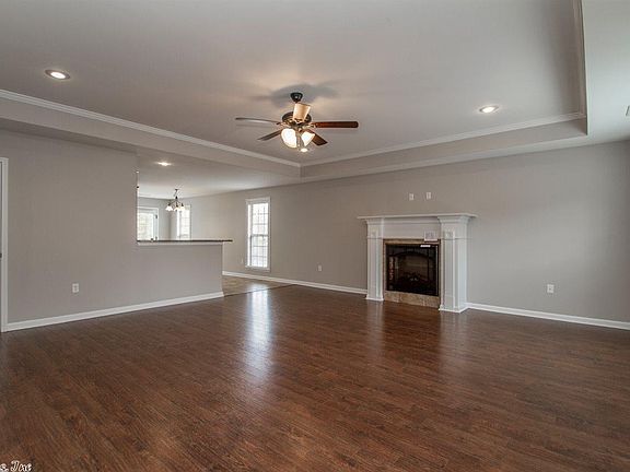3rd image of 3343 Moss Creek Dr