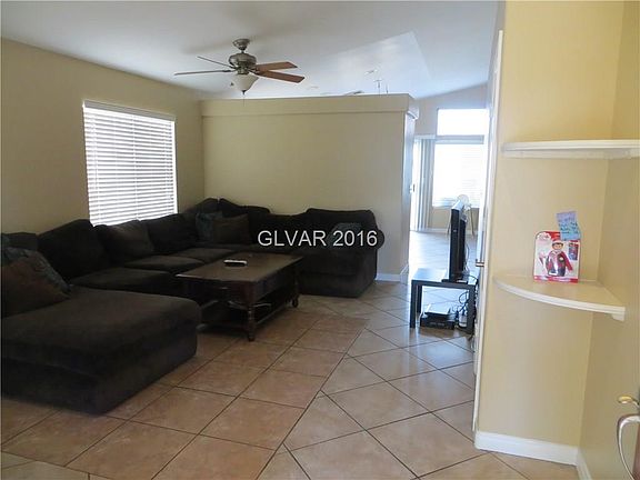 2nd image of 9452 Lake Creek St