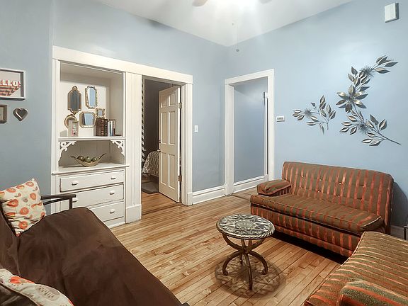 2nd image of 2107 W Coulter St #1R