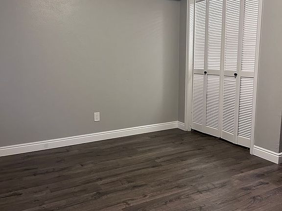 5th image of 832 Lincoln St