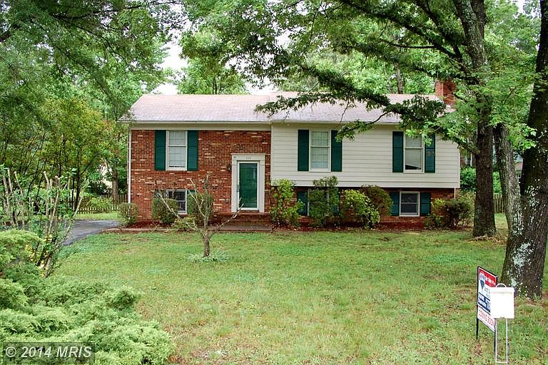 1st image of 305 Camden Dr