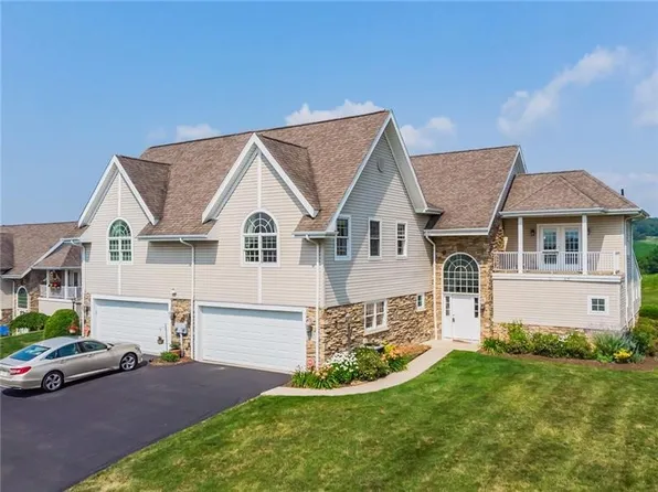 1087 Ashfield Way, Greensburg, PA 15601