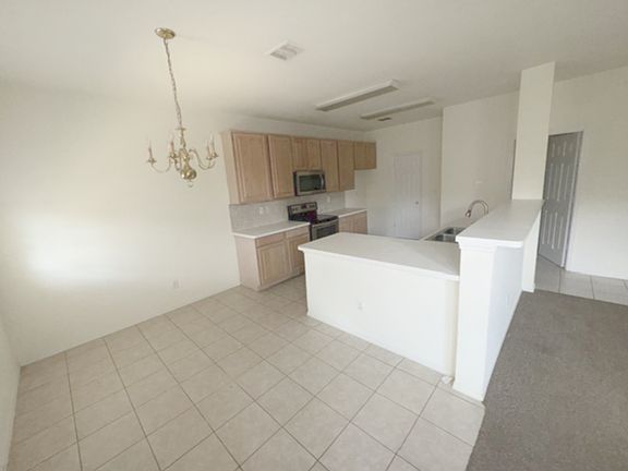 5th image of 2409 Dalhart Trl
